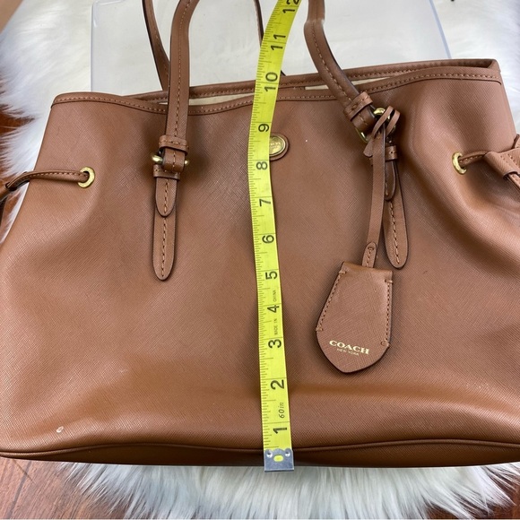 Coach Tan Leather Shoulder Bag - Picture 10 of 11